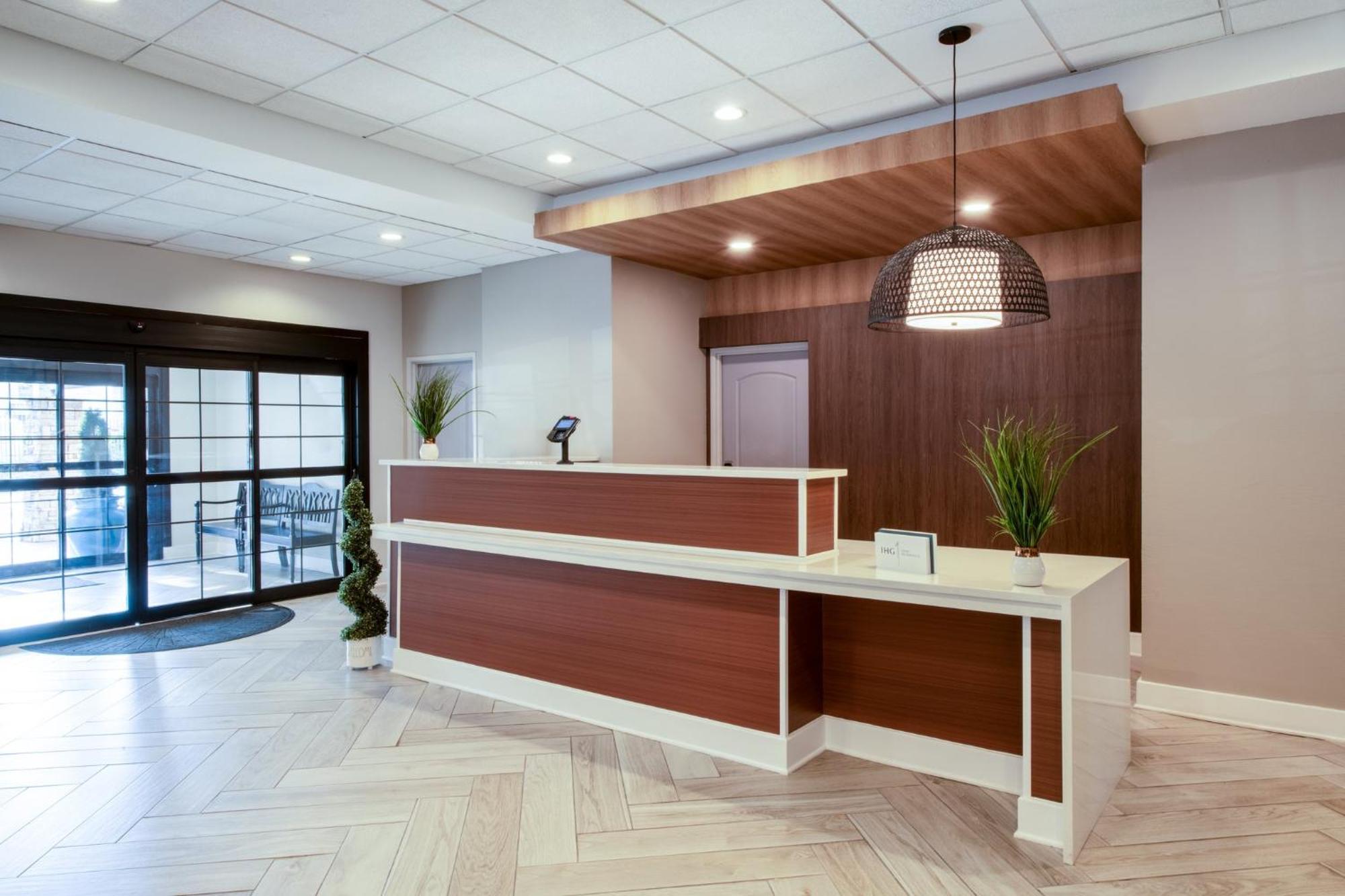 Staybridge Atlanta Airport