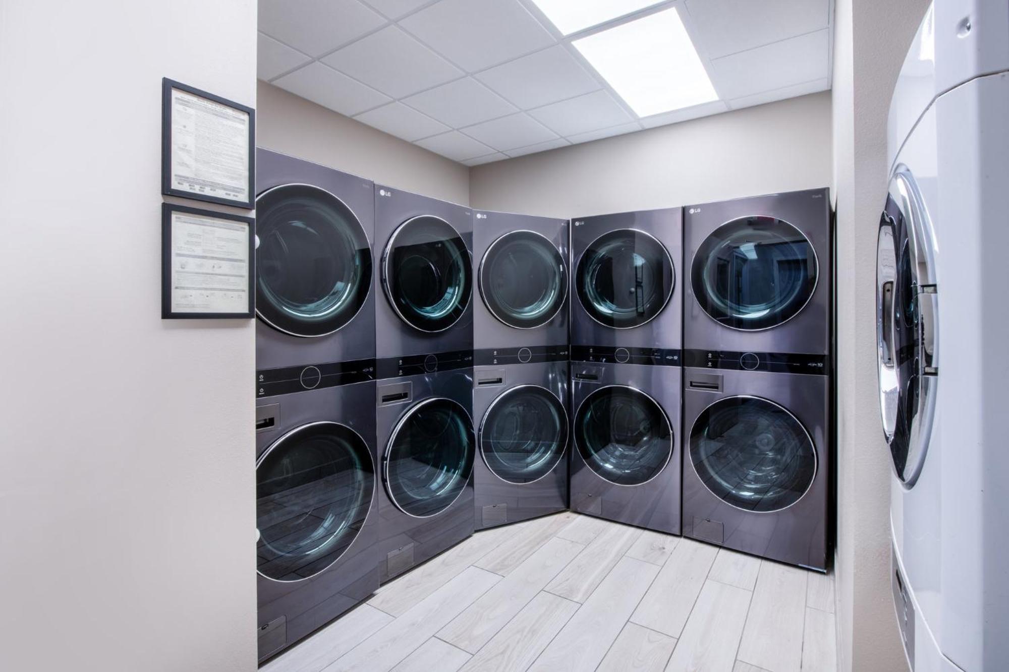 Hotel Staybridge Atlanta Airport 3*