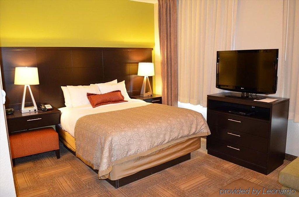 Hotel Staybridge Atlanta Airport College Park